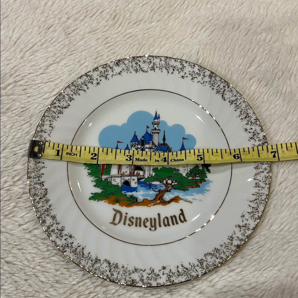 Walt Disney Disneyland Souvenir Plate Wall Hanging - Picture 7 of 7